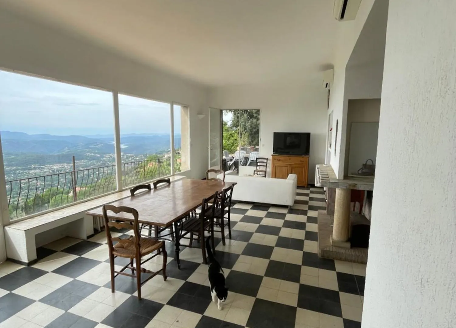 La Villa Haute Cabris 0*,  Fransa